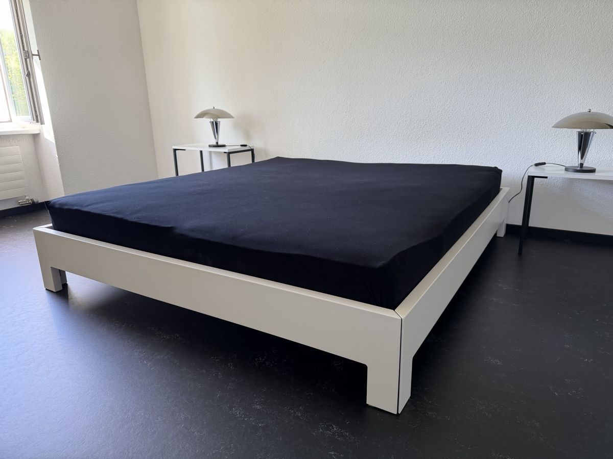 Letti: Doppelbett 180/200 mit 2 Matratzen – Usato da Steckborn venduto da Sar12