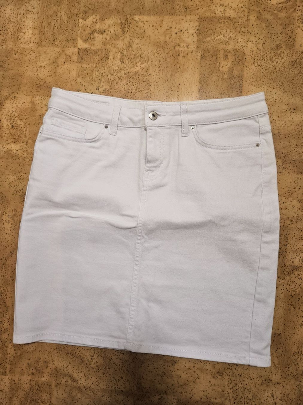 Tommy Hilfiger Gonne: Tommy Hilfiger Jupe – Usato da Aefligen venduto da Ninibe4