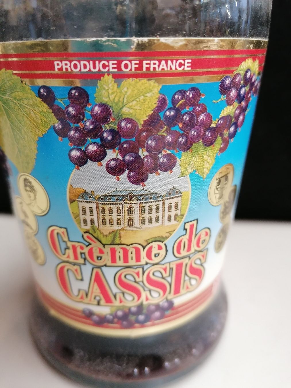 Bevande alcoliche: CRÉME DE CASSIS – Usato da Genève venduto da Leboucheoreilles 1