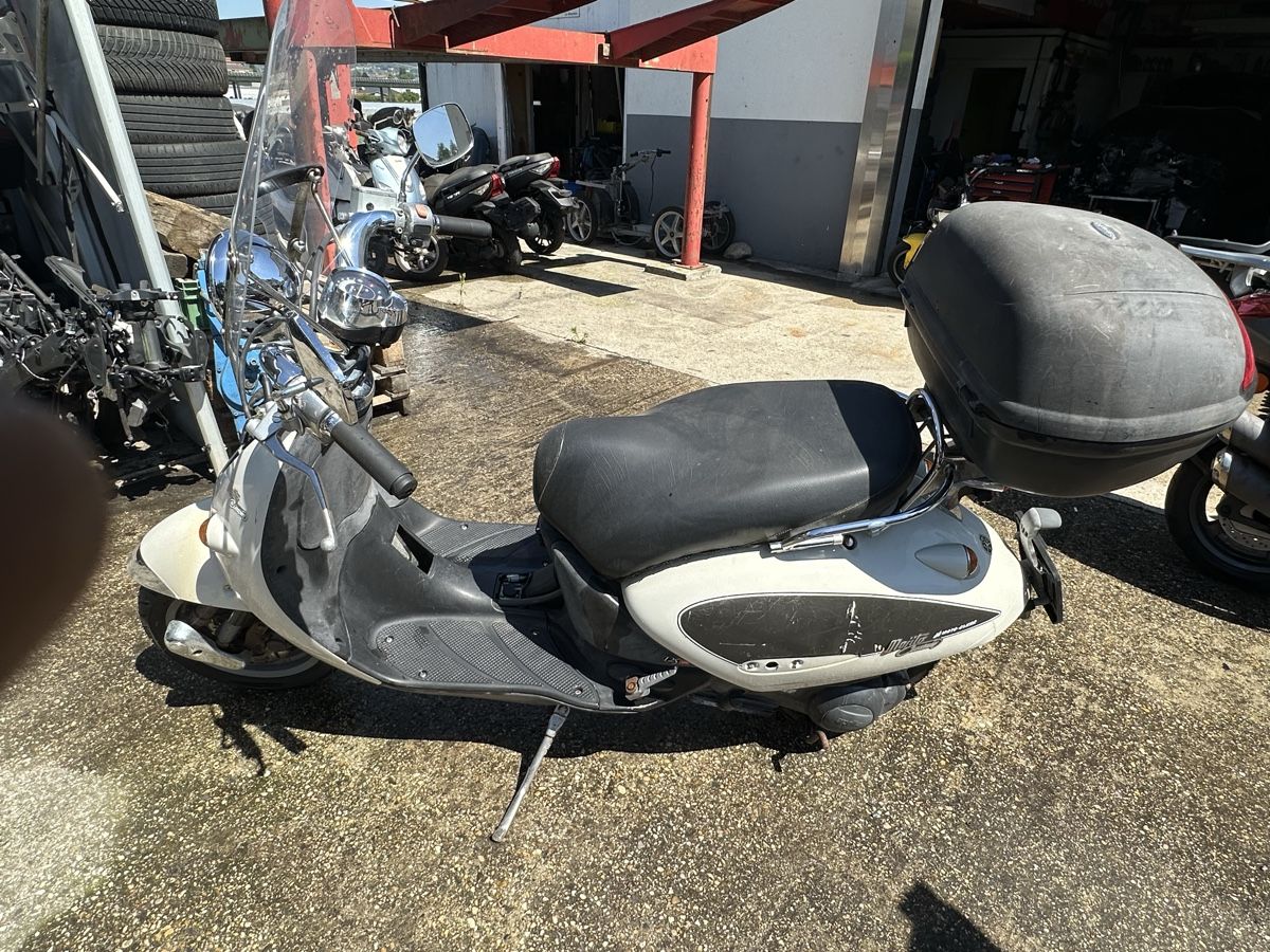 Aprilia Scooter: Aprilia Mojito 125 Custom 125 – Difettoso da Treycovagnes venduto da Campingcar65 1