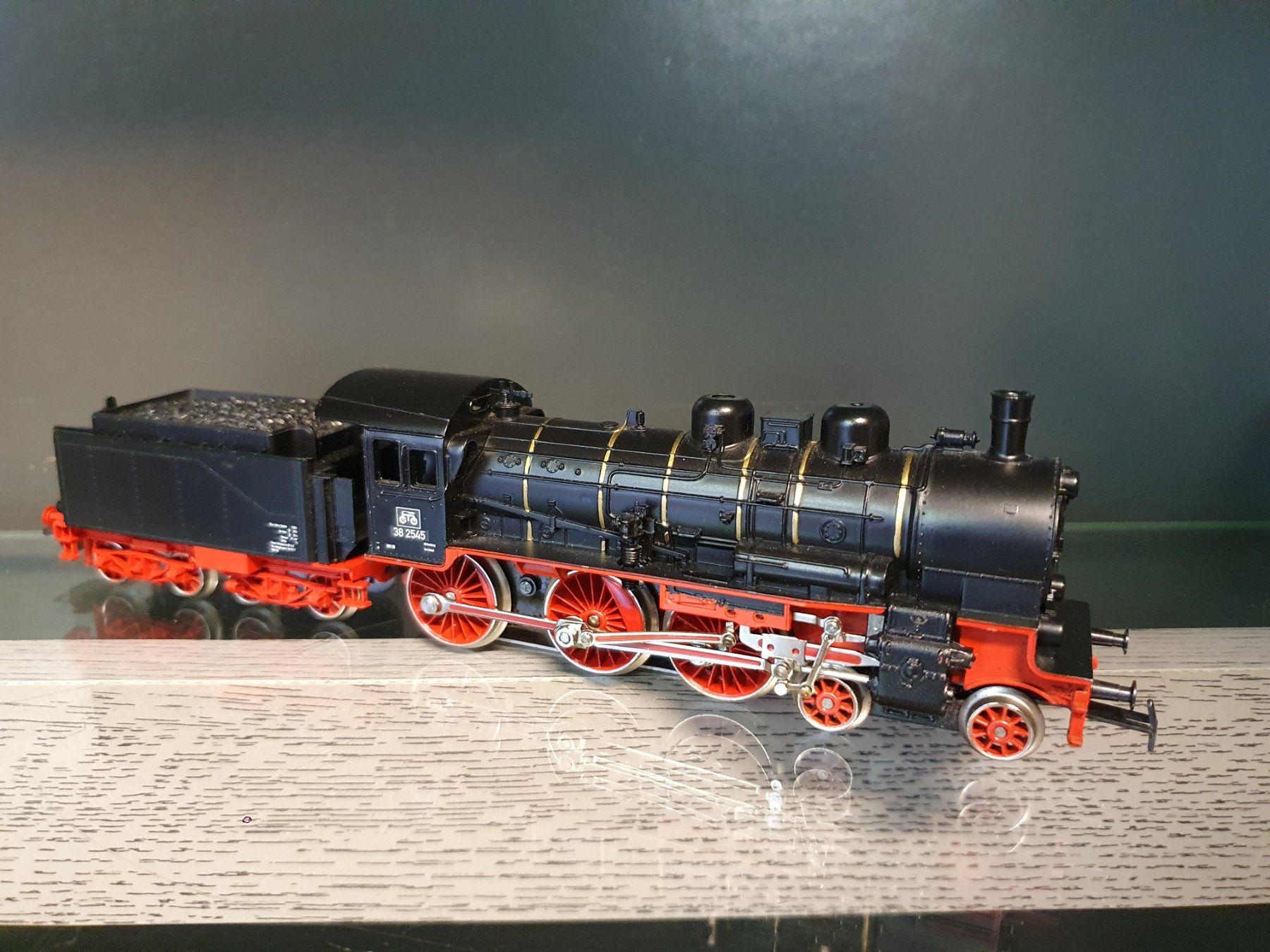 Märklin Modellini di ferrovie: MÄRKLIN: SCHNELLZUGDAMPFLOK P8 DELTA/DIGITAL – Usato da Biglen venduto da taunus82 2