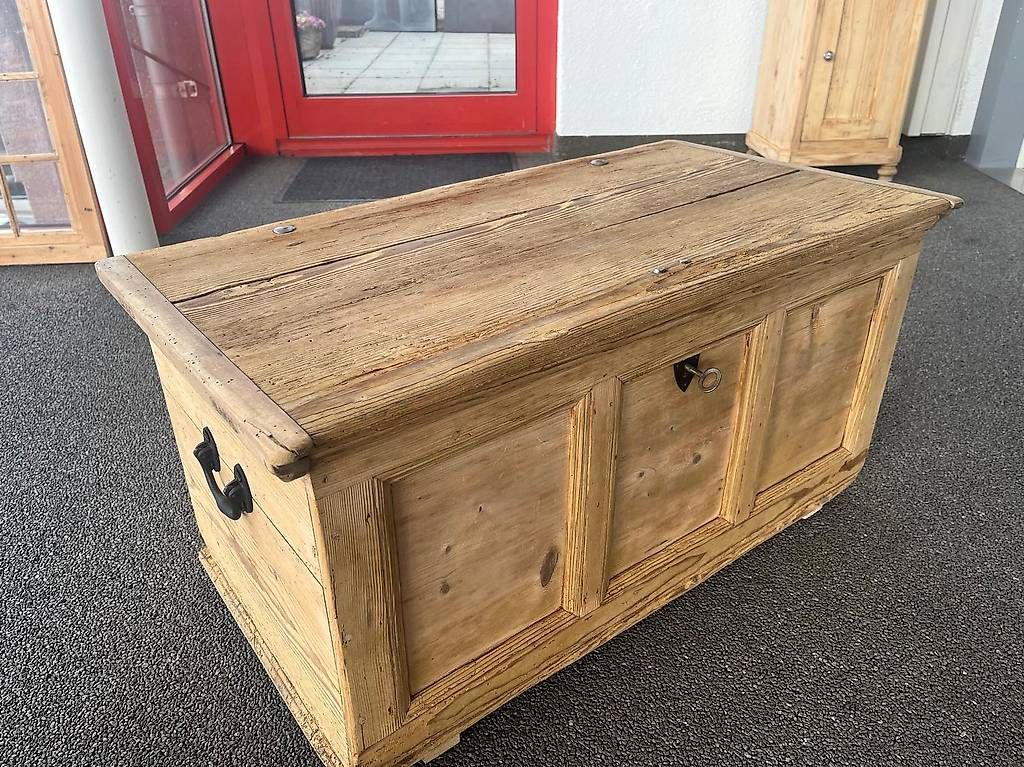 Cassapanche: Truhe – Usato da Neuenegg venduto da bachopa1 2
