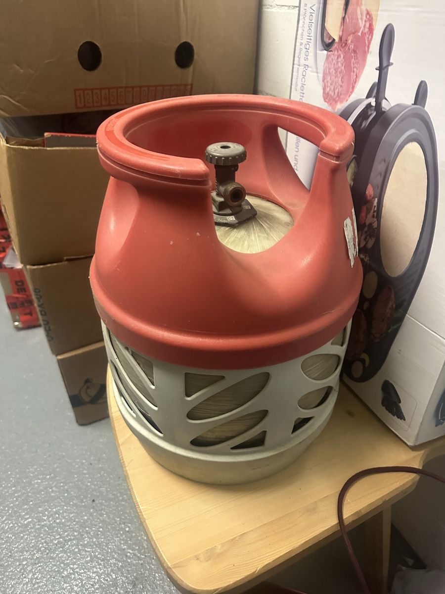 Campingaz Apparecchiature e tecnologia a gas: Gas flasche  spezial – Usato da Nürensdorf venduto da maqopaqo 2