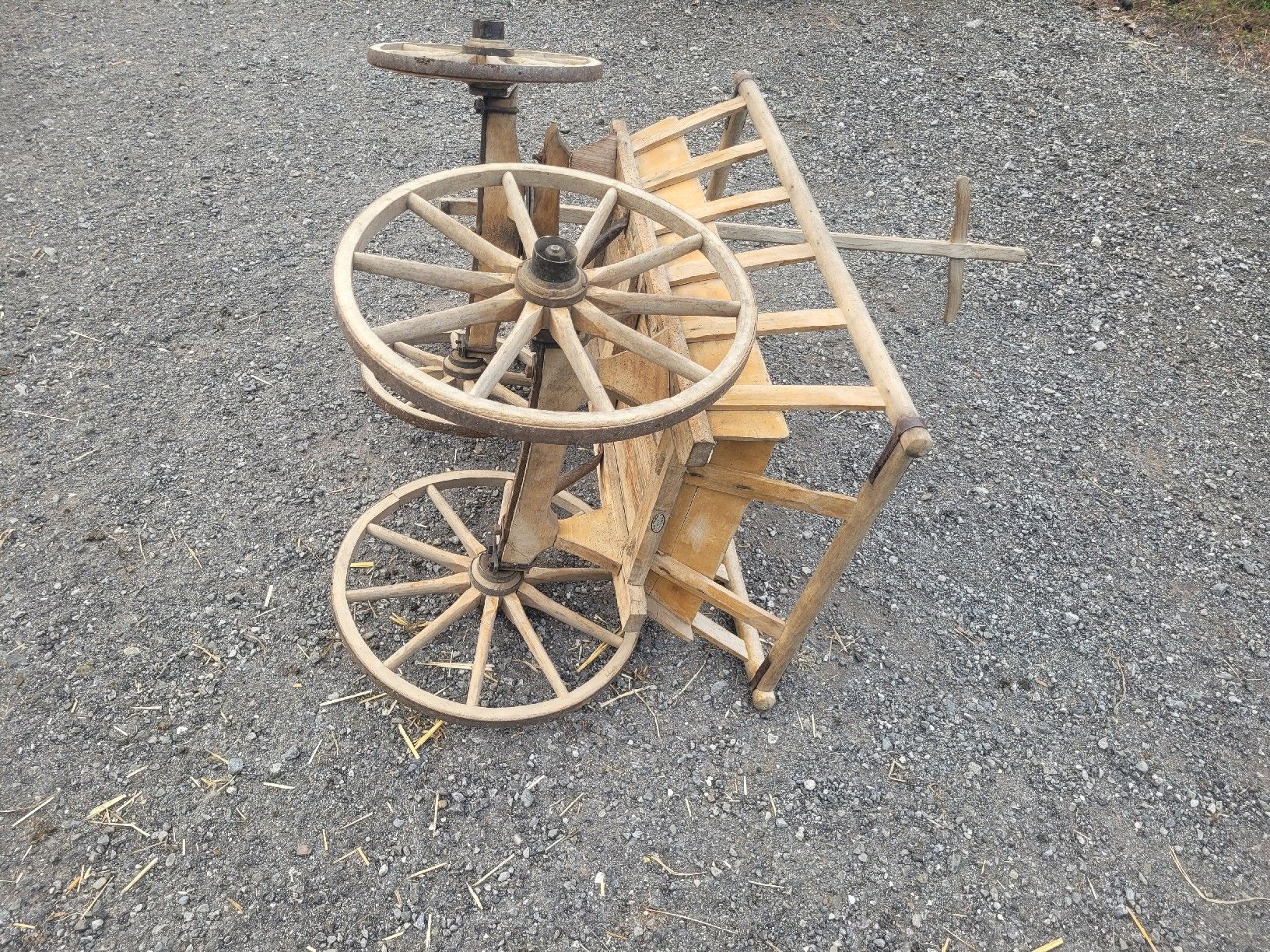 Tutte le decorazioni: Alter  Leiterwagen – Usato da Brienz BE venduto da Hundechef 3