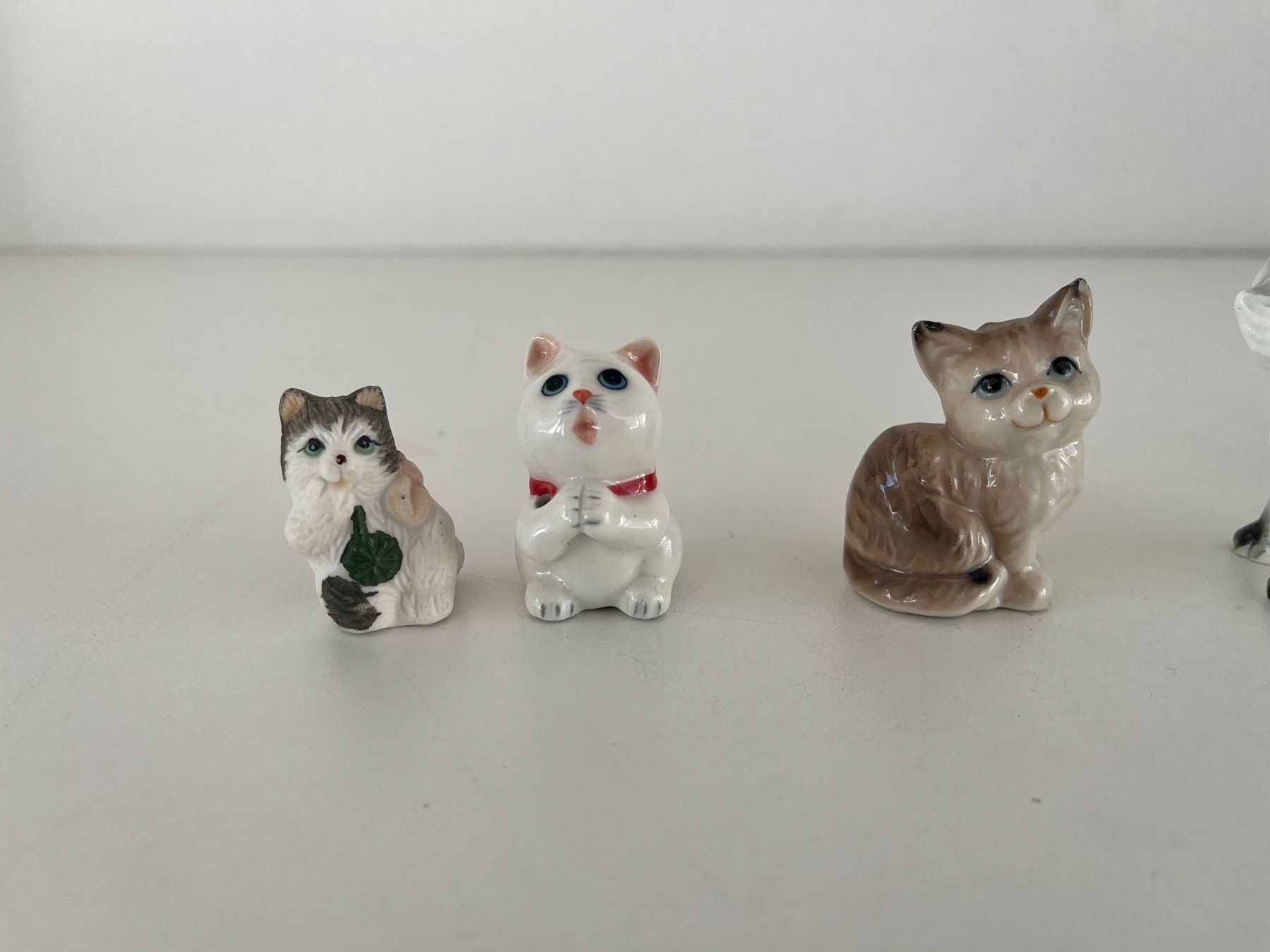 Statuette: 5 Stk. Katzen aus Keramik – Usato da Wetzikon ZH venduto da seli03 1