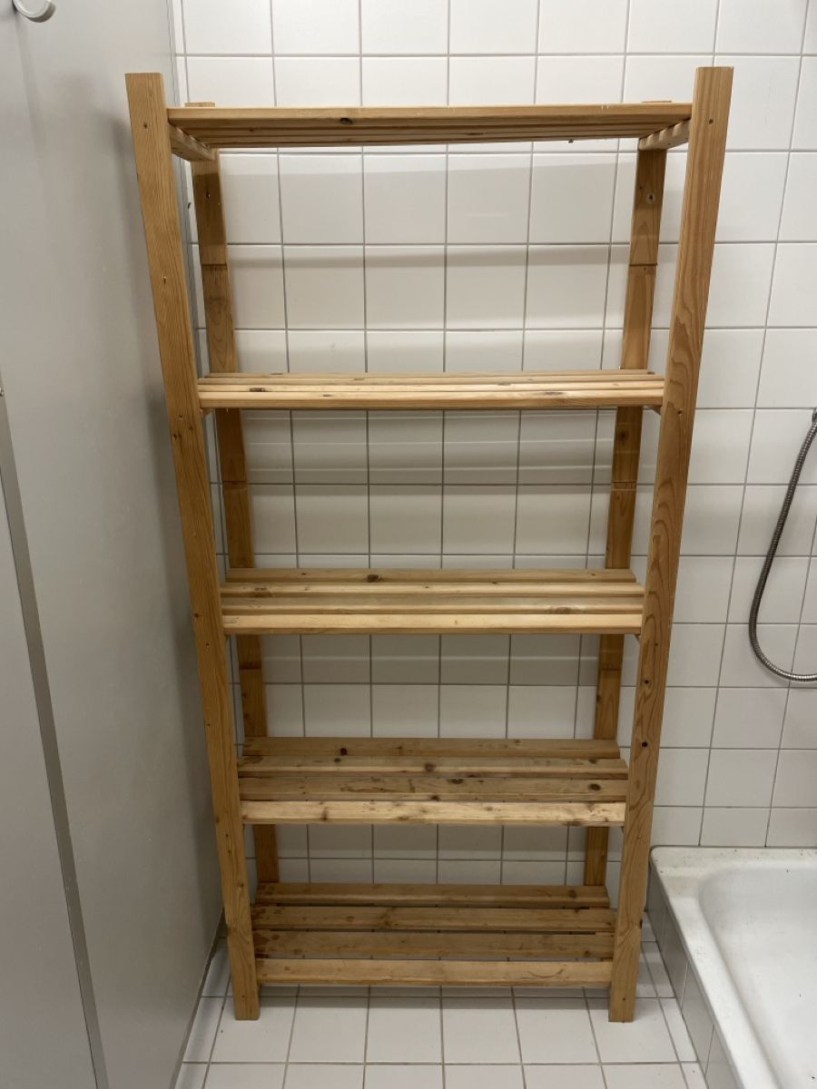 Regale: 2 Holzregale /Kellerregale,  5 Böden – Gebraucht aus Gelterkinden von highfligh 1