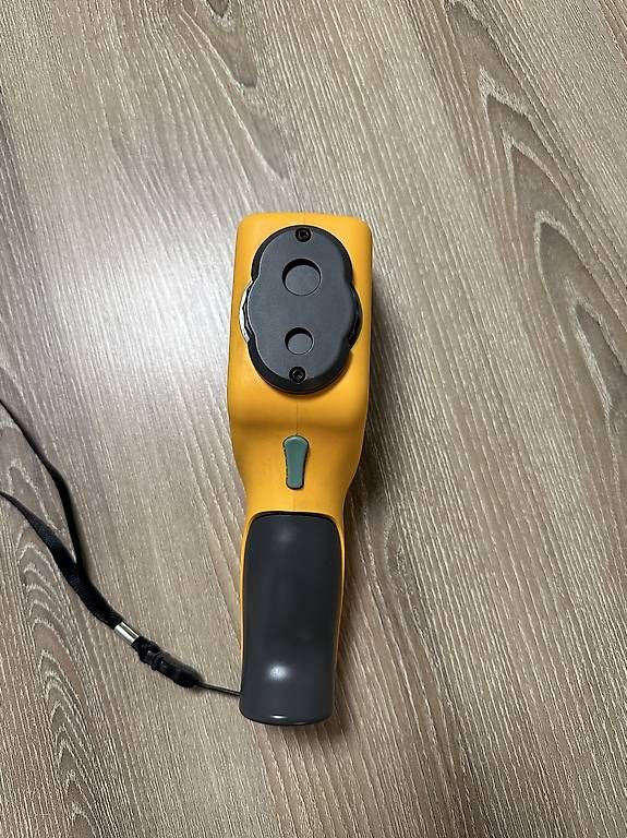 Messen: Caméra thermique  VT 02. FLUKE – Gebraucht aus ecublens von Panter34 2