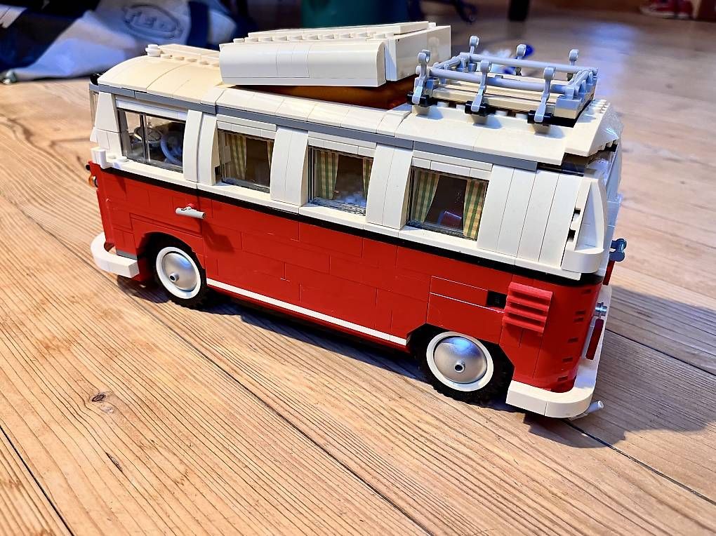 Lego Kit di costruzioni: LEGO Creator VW Bus 10220 – Usato da Richterswil venduto da Traemlis 2