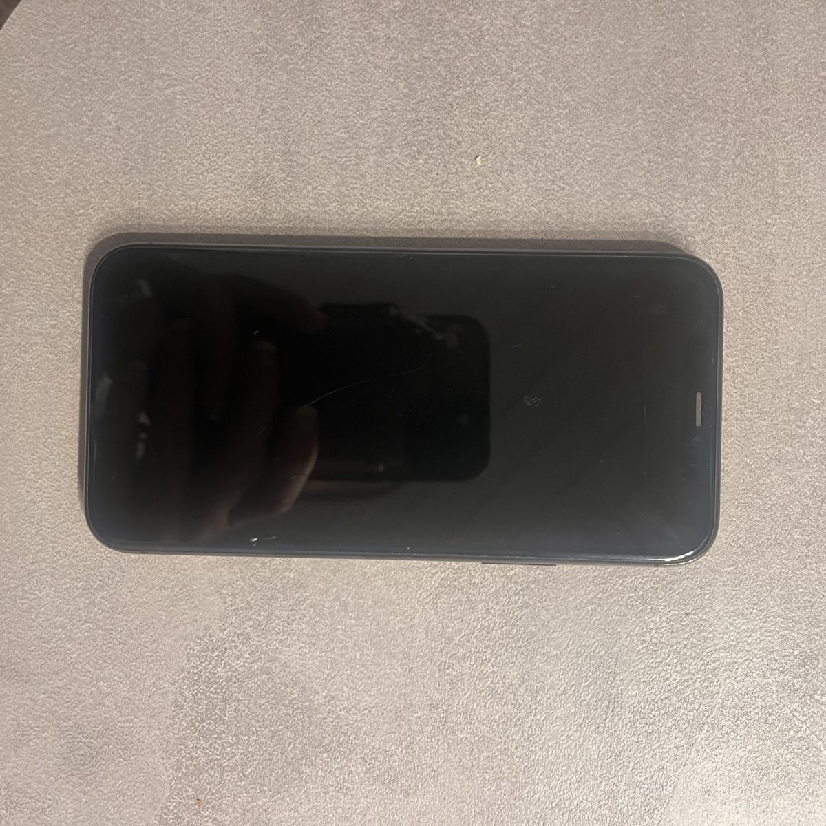 Apple Handys / Smartphones: I phone 11 pro grey – Gebraucht aus Netstal von zigerfraueli 1