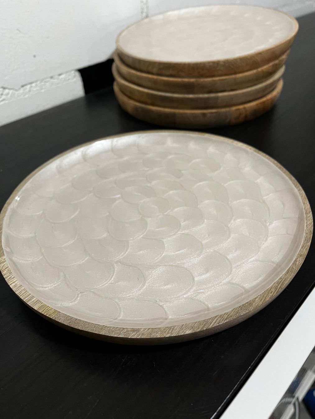 Piatti di portata: Schöne Teller / Platte aus Mangoholz – Nuovo (secondo la descrizione) da St. Peterzell venduto da andrea2012 2