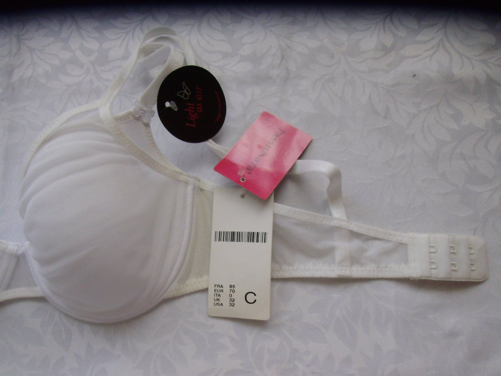Passionata Sonstige Unterwäsche: BH 70 C ***NEU*** weiss von Passionata – Neu und originalverpackt aus Walenstadt von Pluisa 2