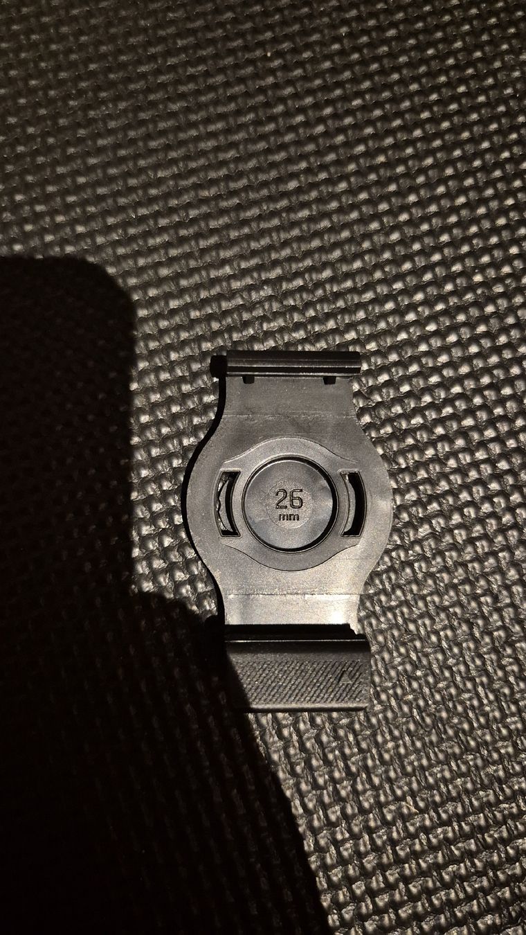 Garmin Supporti a parete: Garmin Smartwatchhalterung 26mm – Nuovo (secondo la descrizione) da Buchs AG venduto da EasyPeasy 1