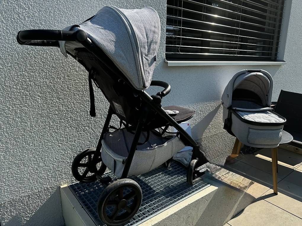 Carrozzine: Kinderwagen 2 in 1 + Autositz Adapter – Usato da Arnegg venduto da Mirela.O 3