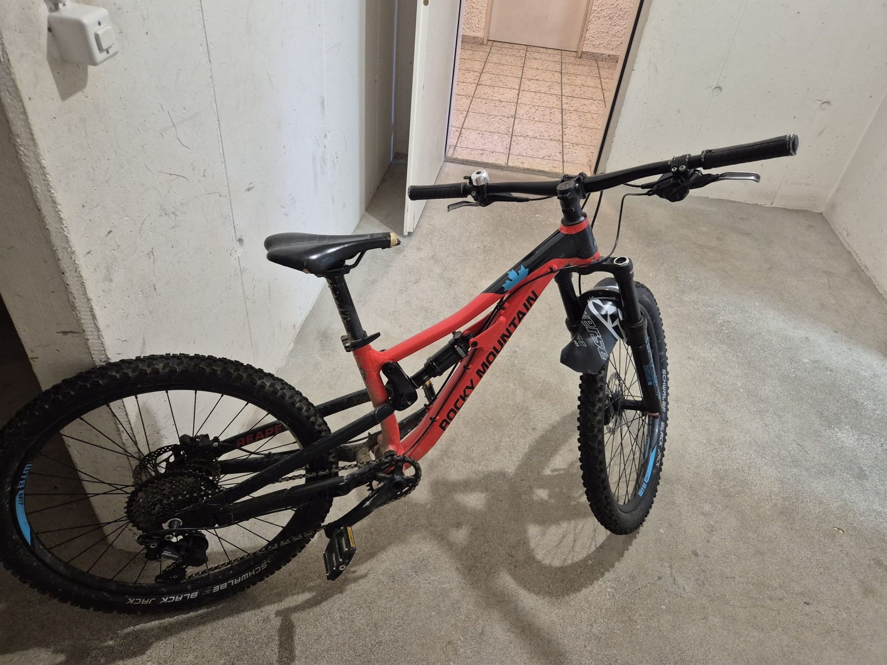 Rocky Mountain Bicycles Velos: Rocky Mountain Fully 24" – Gebraucht aus Steinmaur von Sparky11 3
