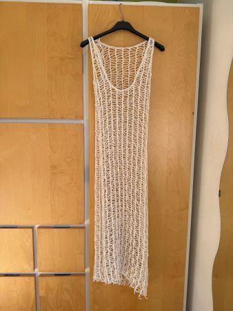 Cremeweisser gestrickter Strandanzug für Damen aus Netzstoff