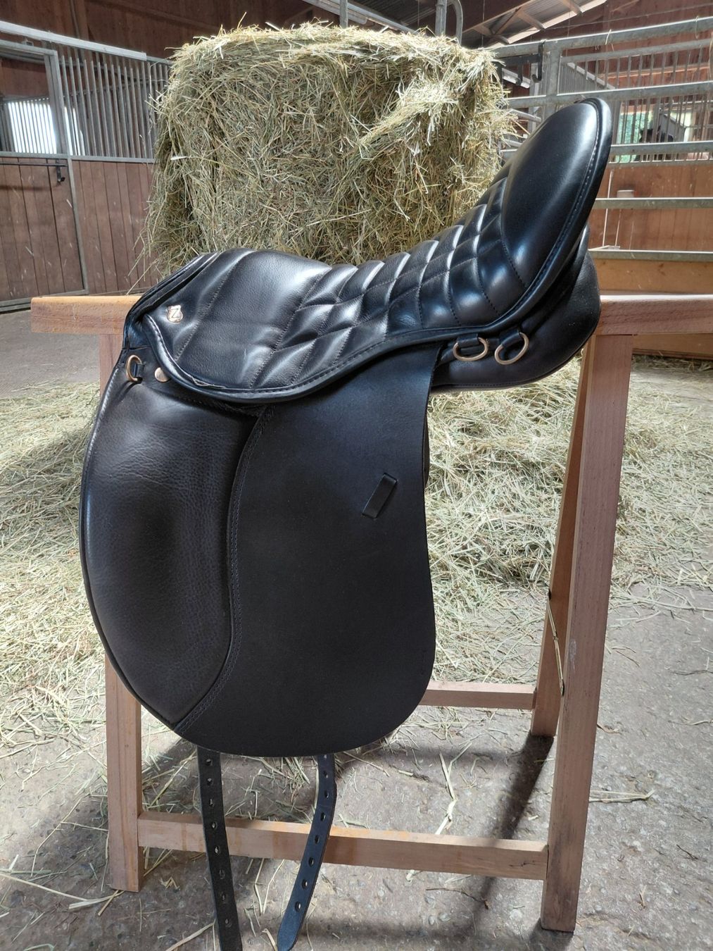 Selles, accessoires: Massimo Sattel Wandern 18,5" – D'occasion à Muri b. Bern par lia_57f9