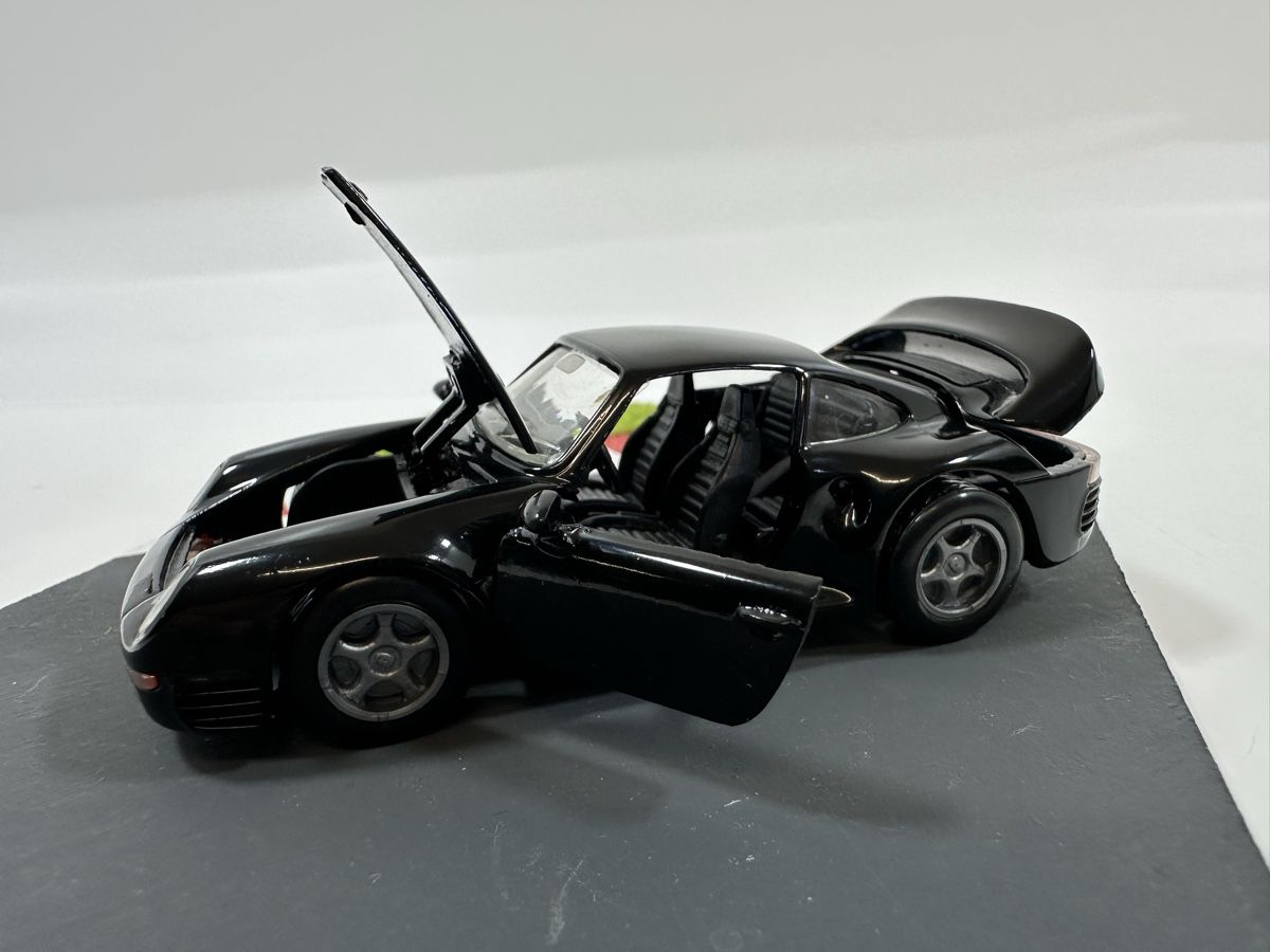 Porsche Modellautos: Porsche 959 1:43, schwarz, NZG MODELLE – Gebraucht aus Zofingen von rf9_x2xt 8