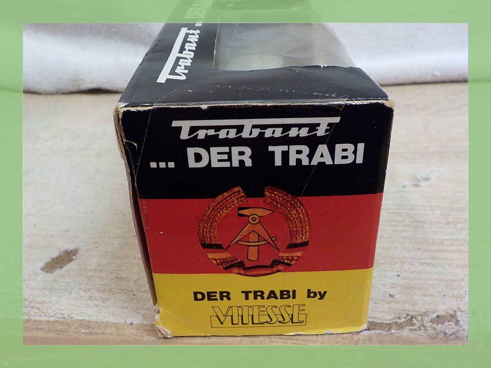 Modellini d'auto: Trabant 601 "Mauerfall" - Limitierte Edition, Top! – Nuovo e nell'imballaggio originale da Bülach venduto da Freieck 8