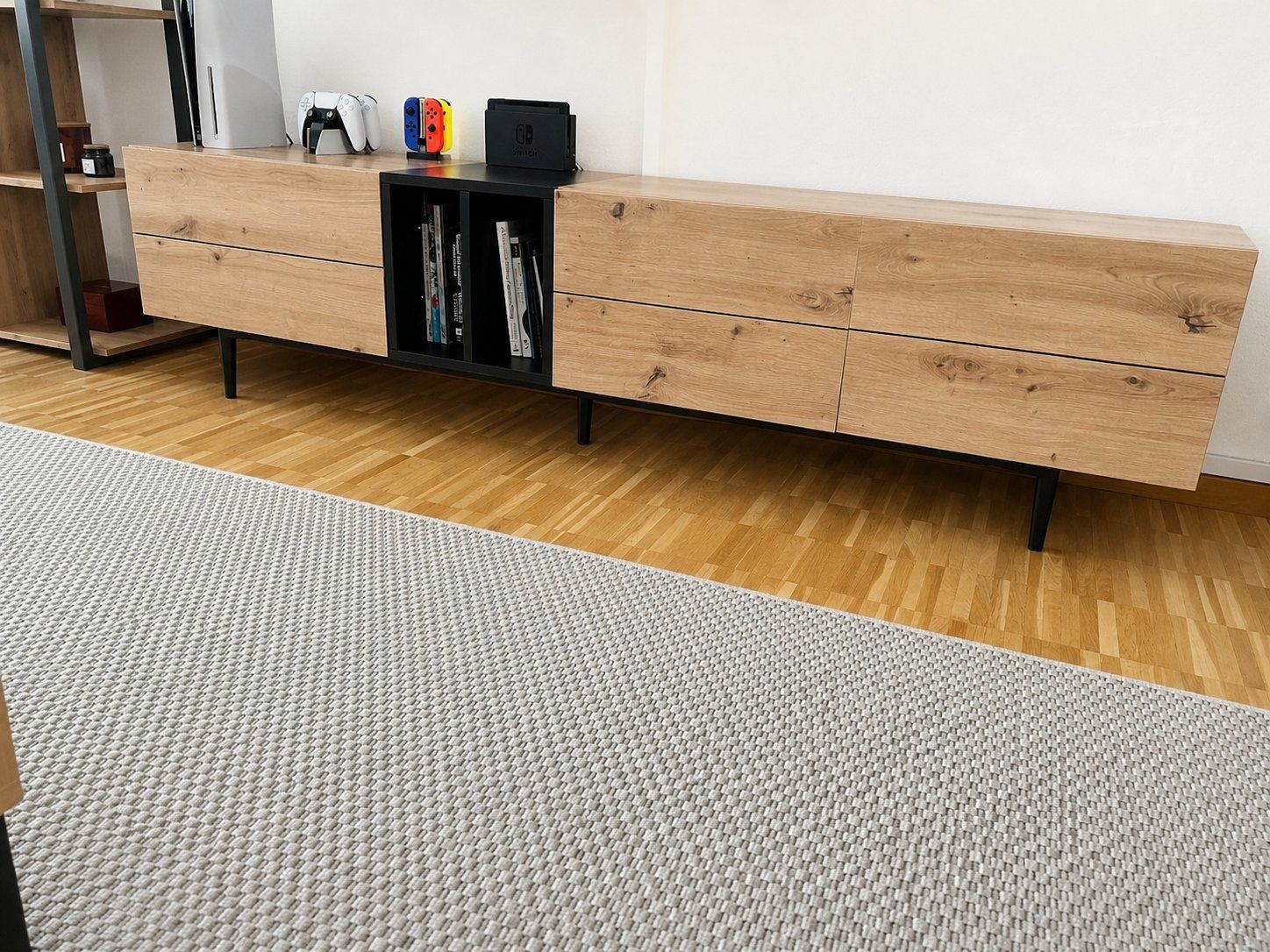 Mobili TV: Modernes TV-Regal / Lowboard – Usato da Widnau venduto da mag_5c6t