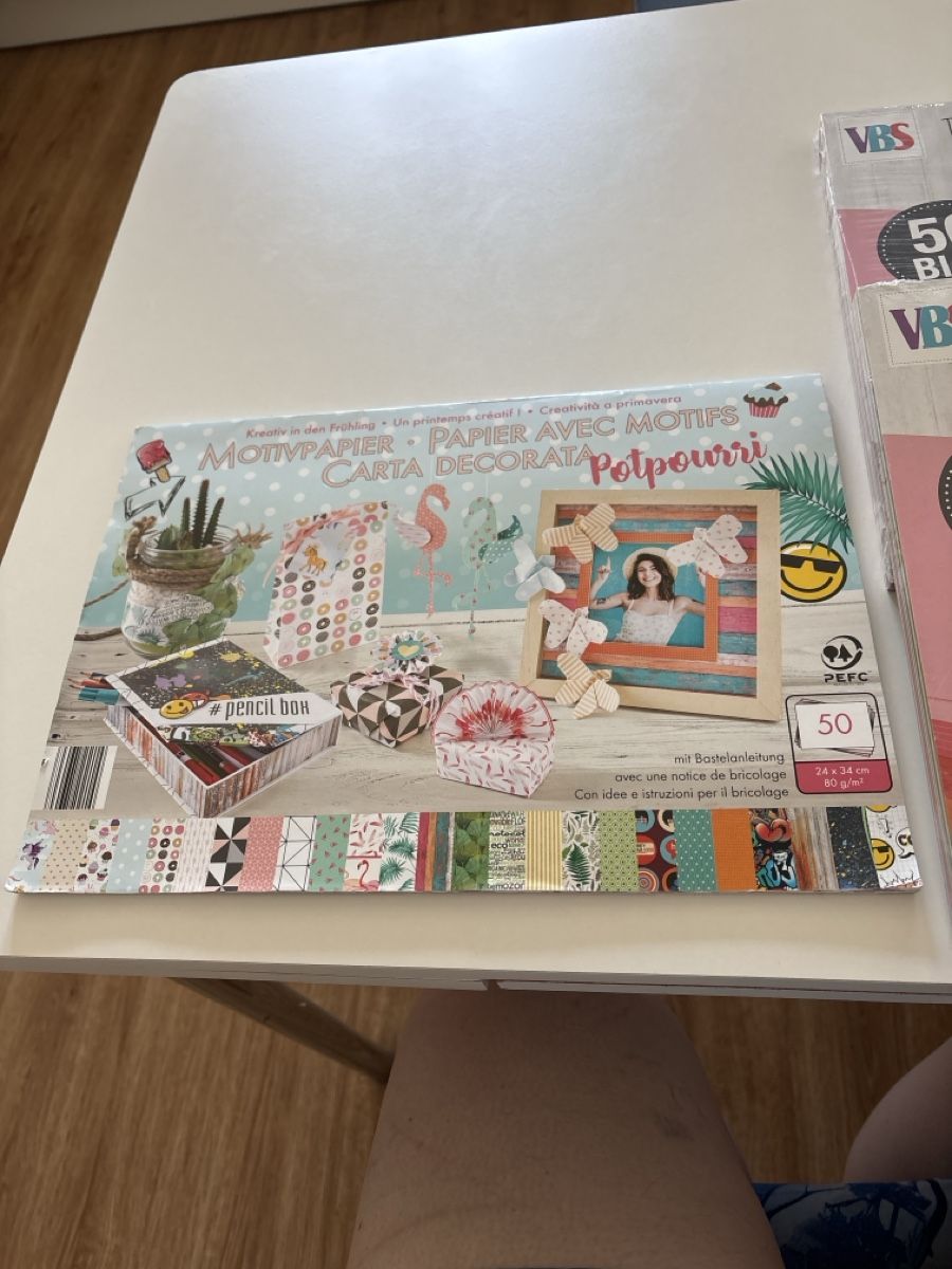Kit bricolage: Tonkarton / Motivpapier – Nuovo e nell'imballaggio originale da Amriswil venduto da SCHLOSSGEISTLI 1