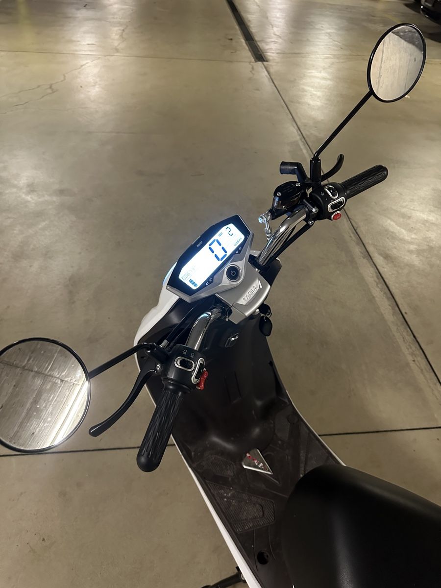 Yadea Scooter: YADEA C-Umi – Usato da schwerzenbach venduto da Sendmail50 3