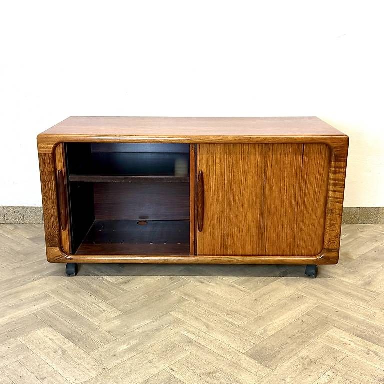 Cassettiere: Mid Century dänisches Sideboard by DYRLUND – Usato da basel venduto da vintory.ch 4
