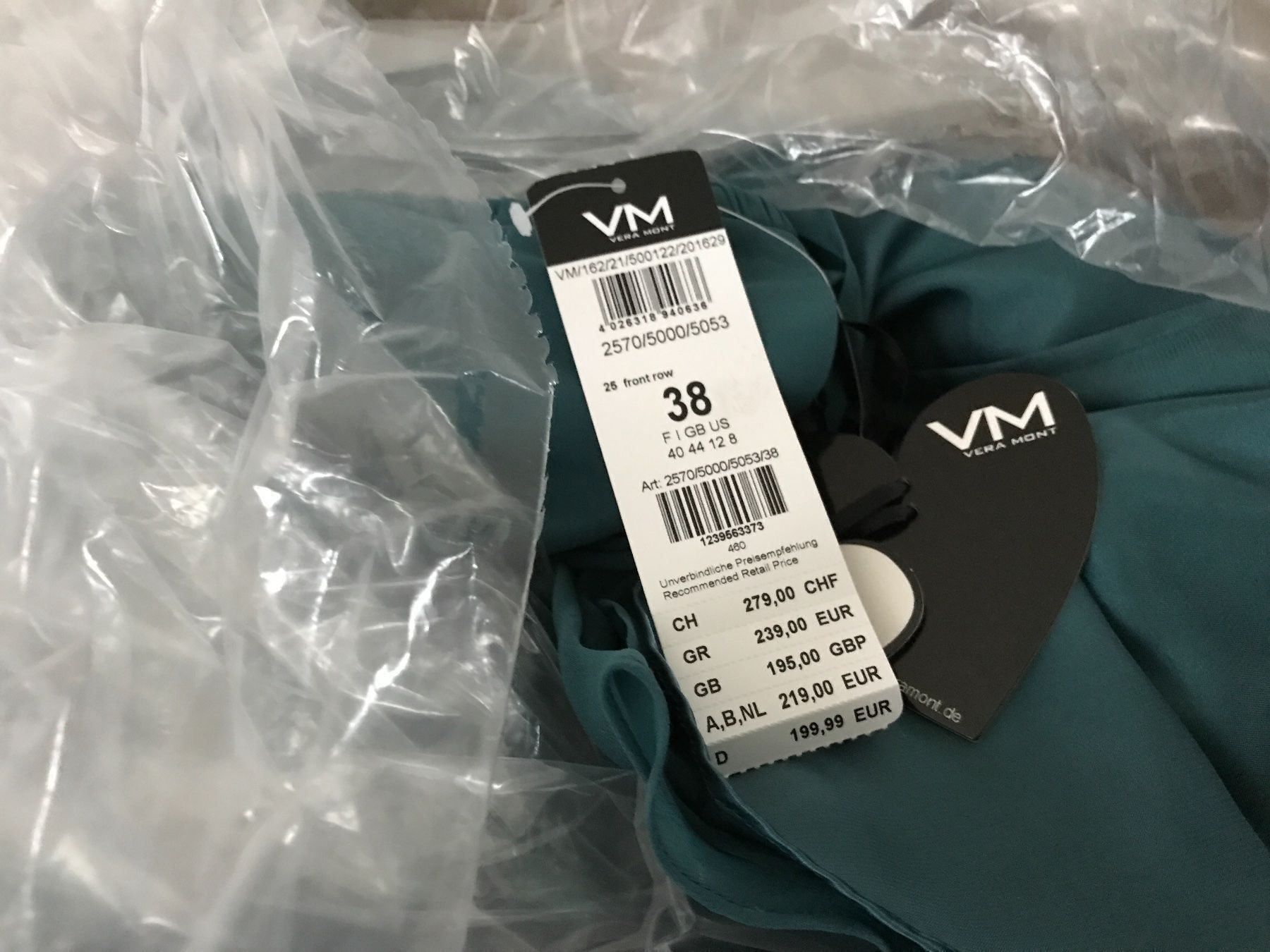 Kleider: Abendkleid Vera Mont Petrol – Neu und originalverpackt aus Landschlacht von girris100 5