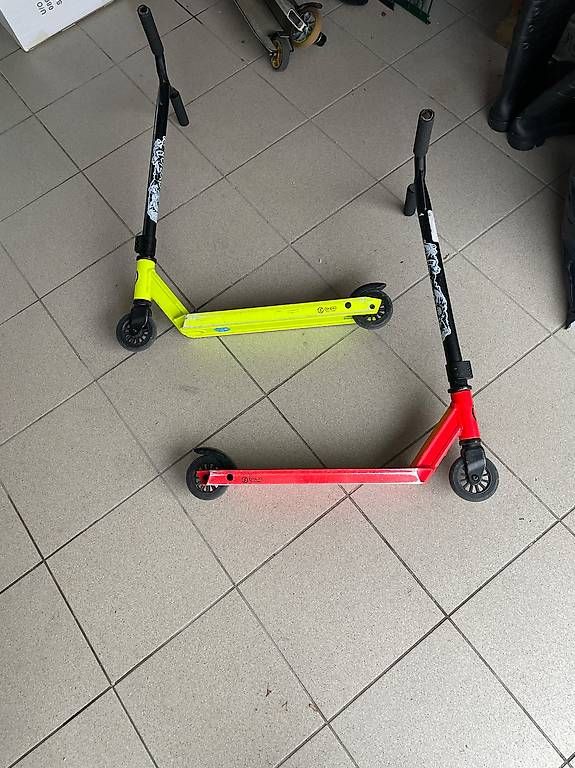 Kickboard: Trottinettes Oxelo – Gebraucht aus Sonceboz-Sombeval von msap