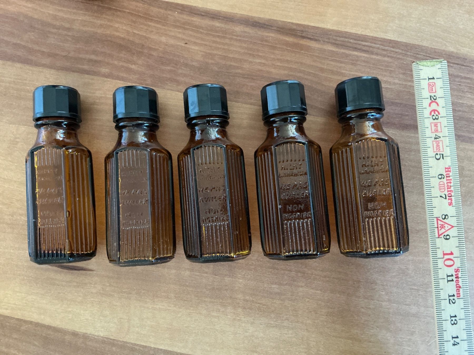 Matériel de laboratoire: Braune Glasfläschchen – D'occasion à Kirchenthurnen par Gluecksbrief 3