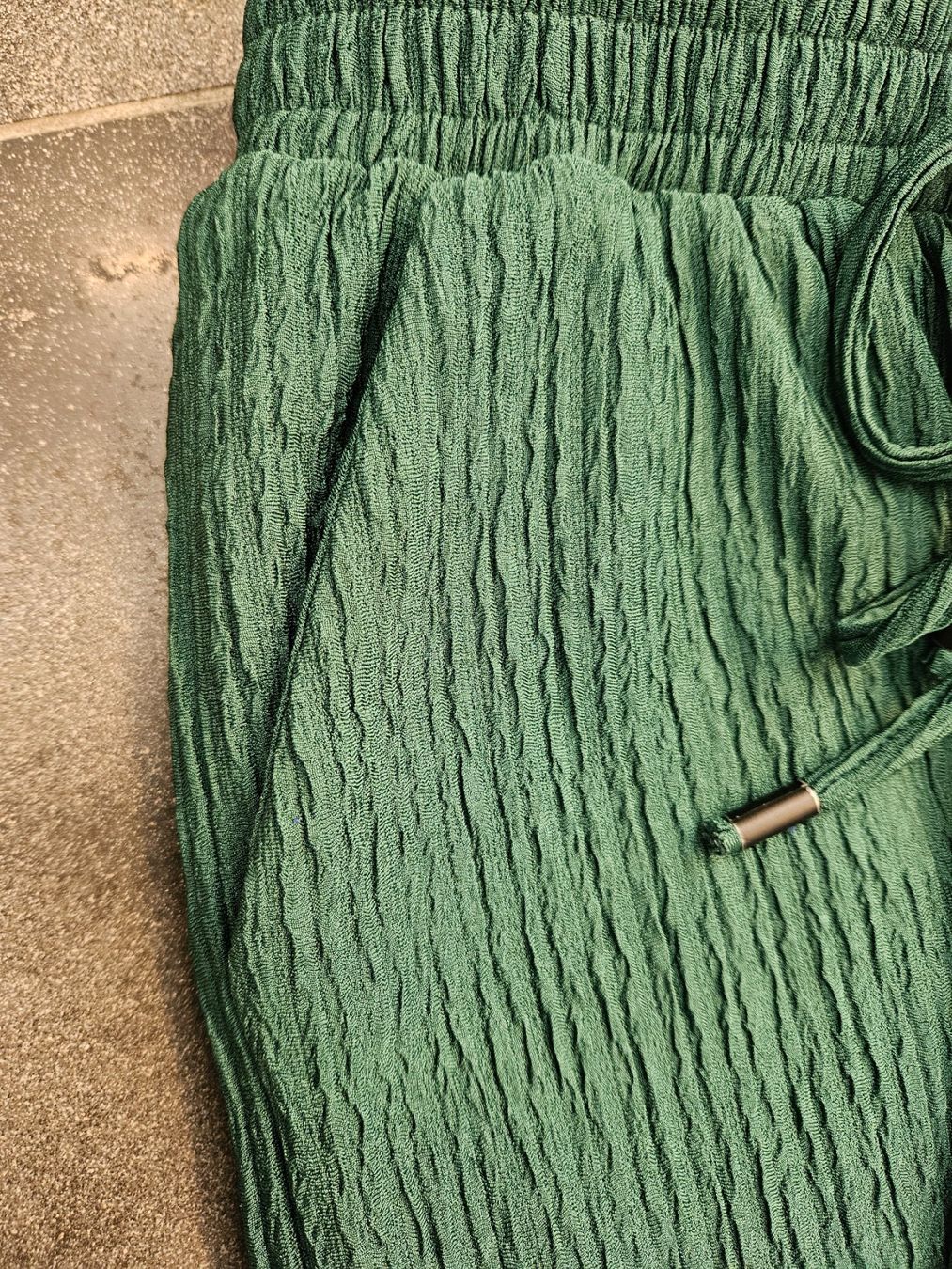 Shein Pantaloni: Shein Sommerhose, Grün, Grösse L – Nuovo (secondo la descrizione) da Ormalingen venduto da nomolnoi 3