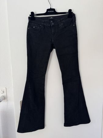 True Religion Jeans Joey Low Rise Flare schwarz Grösse 27 