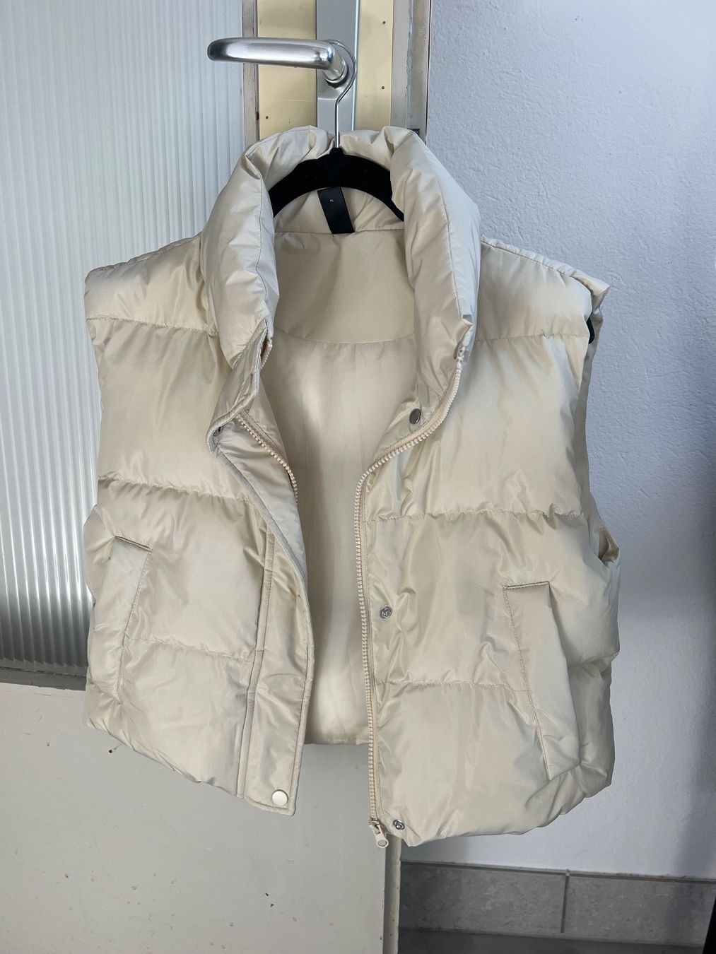 Shein Giacche: Damen Daunenweste Gr. M – Nuovo e nell'imballaggio originale da Kirchberg BE venduto da lea_kb6y
