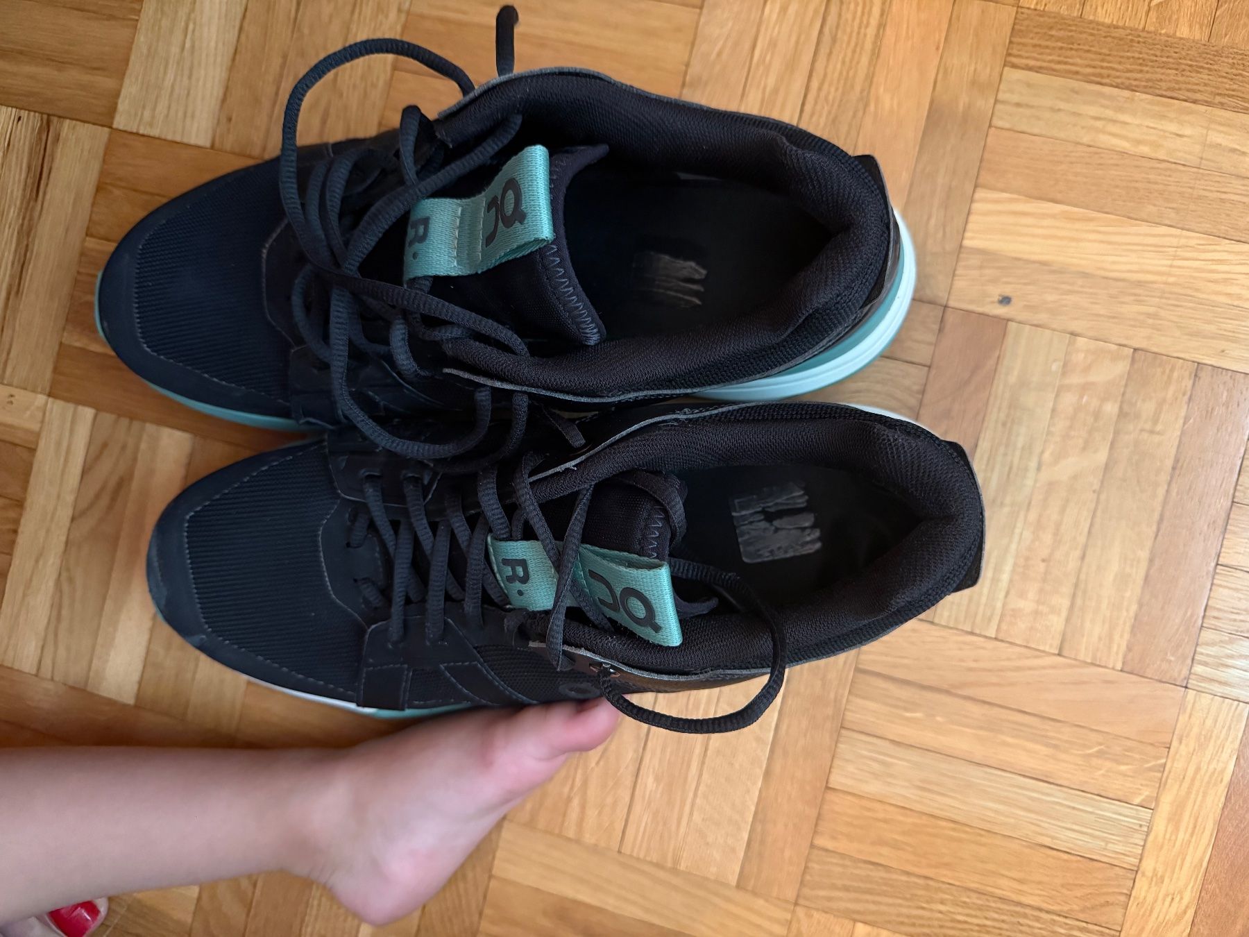 On Scarpe da uomo: Basket On The Roger (T.44) – Usato da Les Avanchets venduto da GG_ 3