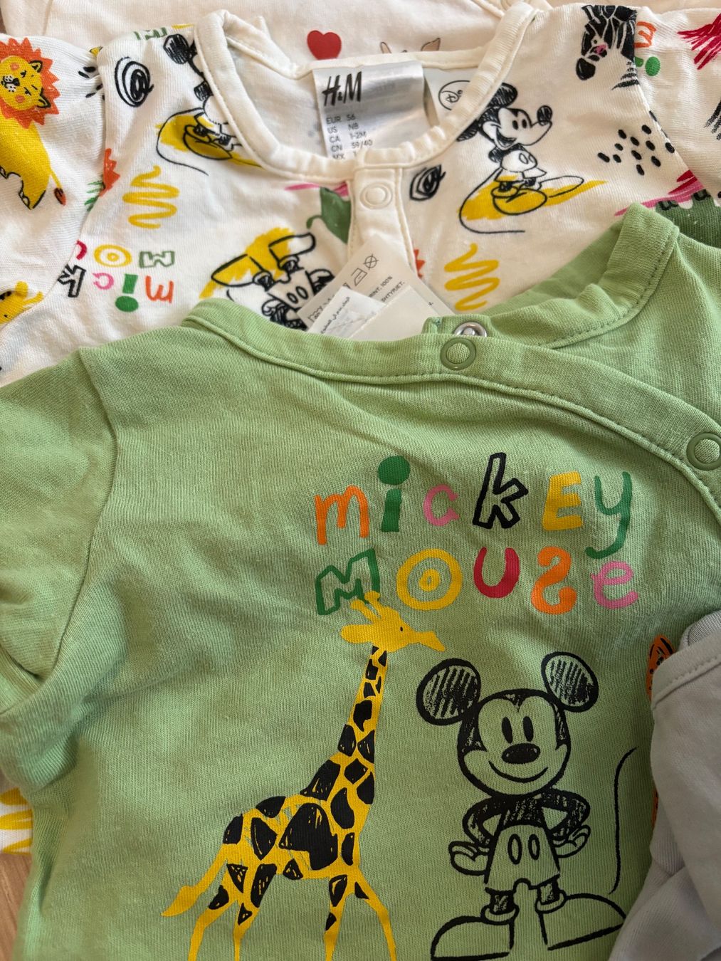Pyjamas & Ähnliches: Lot de pyjamas – Gebraucht aus Les Bioux von Tonio9396 2