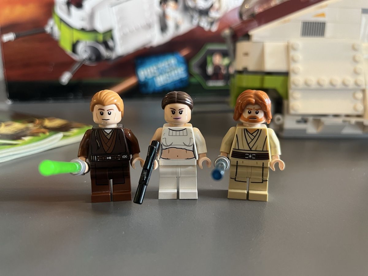 Lego Spielzeuge: LEGO Star Wars Set 75021 Republic Gunship – Gebraucht aus Fribourg von Helvetix7 3