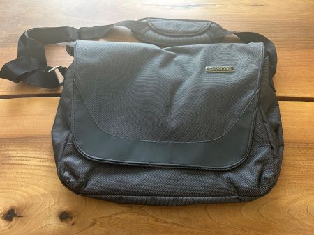 Praktische Kappa Umhängetasche, neuwertig, ideal für Alltag!