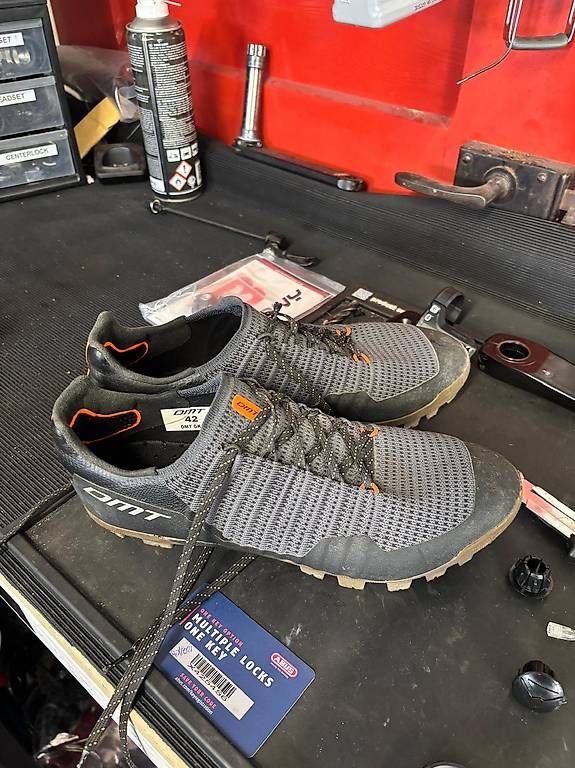 Herrenschuhe: DMT Gravel laces 42 – Gebraucht aus Casima von fli_kc2y