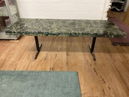 Marmor Couchtisch - Zeitloses Design, Top Zustand