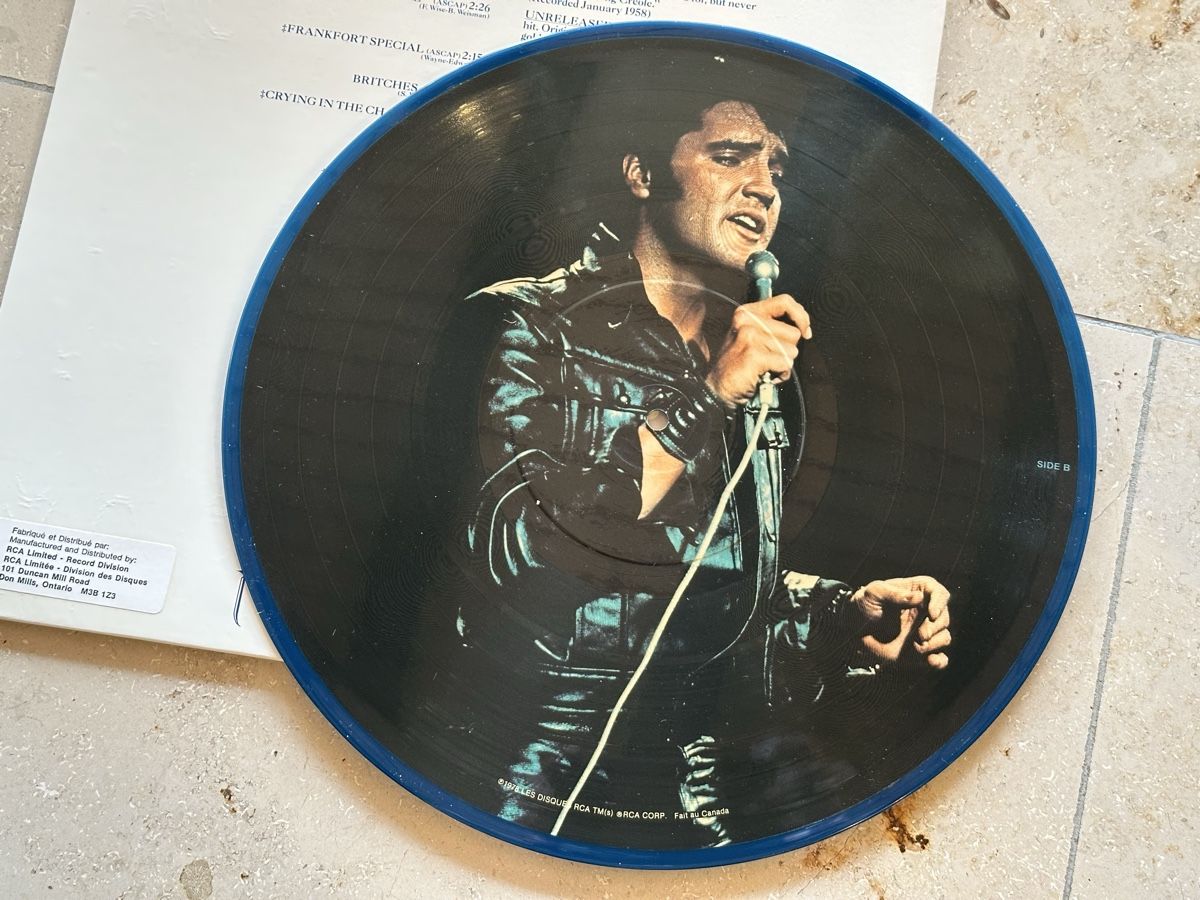 Dischi in vinile: ELVIS - A Legendary Performer - Vinyl LP - 1978 – Nuovo (secondo la descrizione) da Lommiswil venduto da hedstrom1901 4