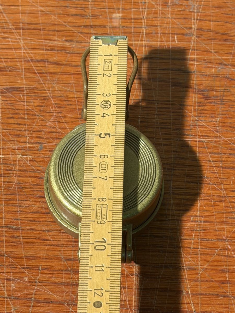 Kletterausrüstungen: Vintage Metal Compass, Folding Design, Acceptable – Gebraucht aus Lausanne von artnouveau04 4