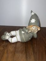 Deko Figur Zwerg Wichtel liegend