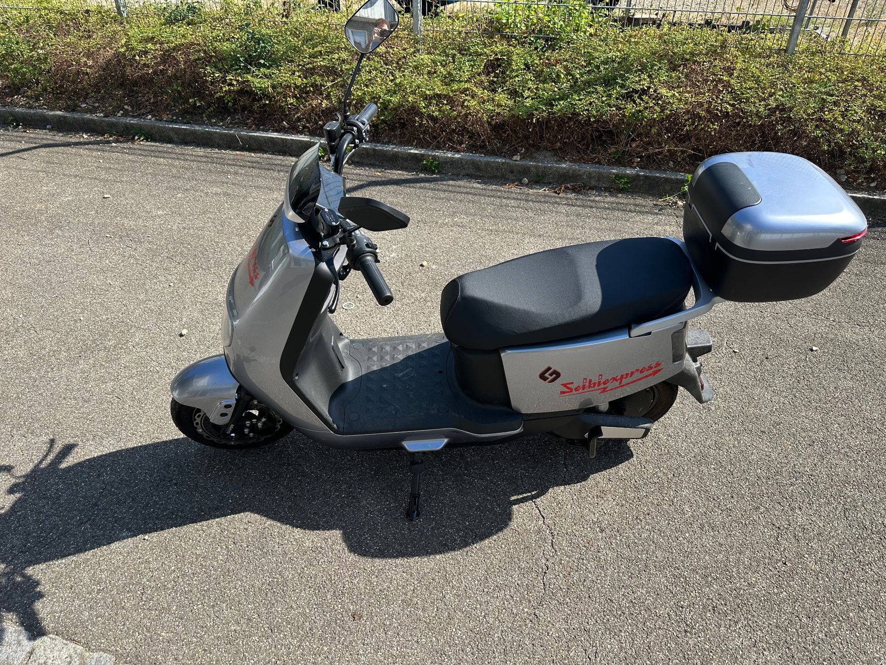 Elektromobile: E-Roller Crow – Defekt aus Liestal von FuV01