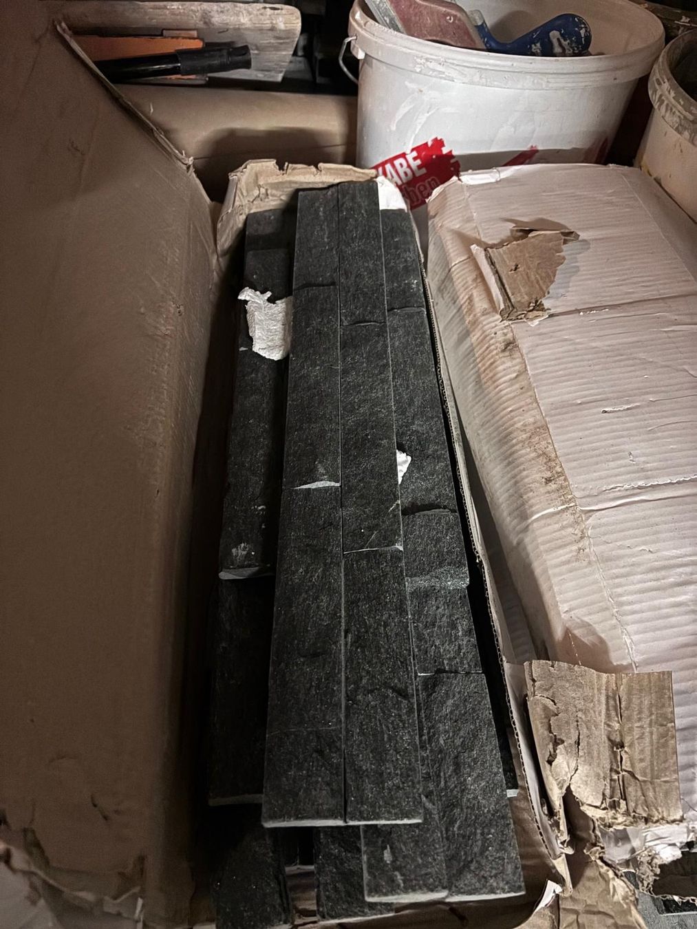 Servierplatten: Schiefer Verblendsteine dunkelgrau 15x55mm  – Neu (gemäss Beschreibung) aus Gipf-Oberfrick von nic_wpq5