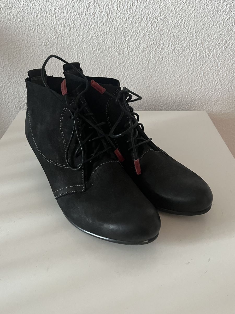 Tamaris Scarpe da donna: Tamaris Stiefelette Grösse 40 – Usato da Henggart venduto da ali_czt7
