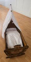 Babywiege aus Holz
