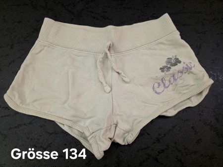 kurze Hose shorts Gr.134