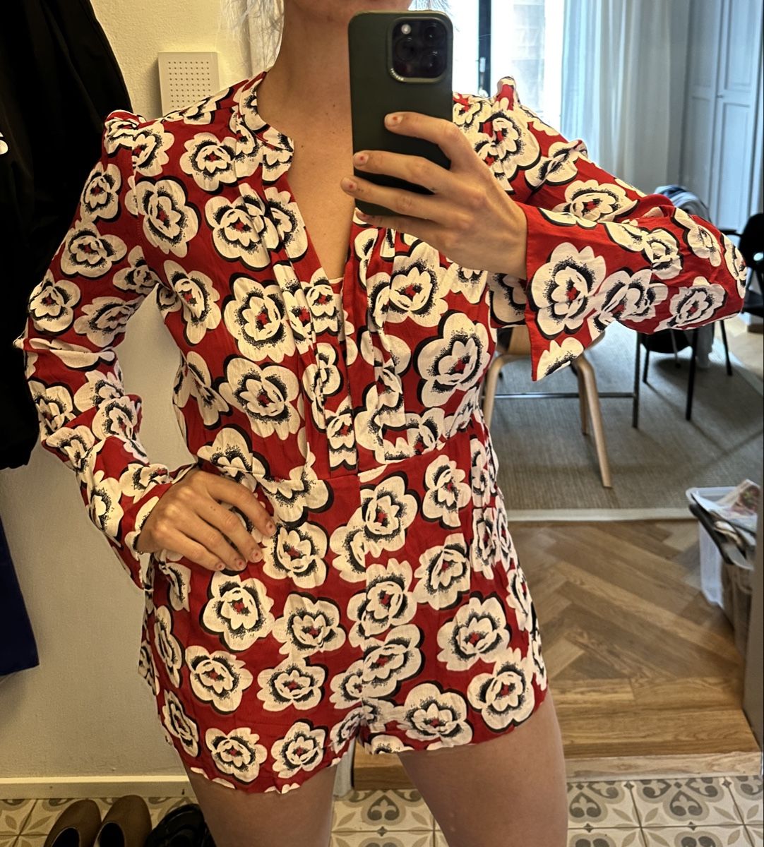 Tara Jarmon Tute: Jumpsuit Tara Jarmon – Usato da Zürich venduto da NicolaLauraJoy