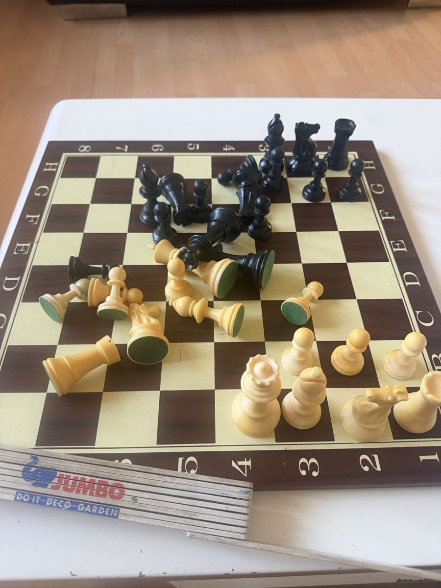 Jeux: Schach  – D'occasion à Baden par noli.r 5