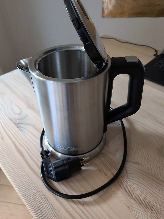 Wasserkocher: Wasserkocher Chromstahl 1 Liter – Gebraucht aus Bern von samtgrau 2