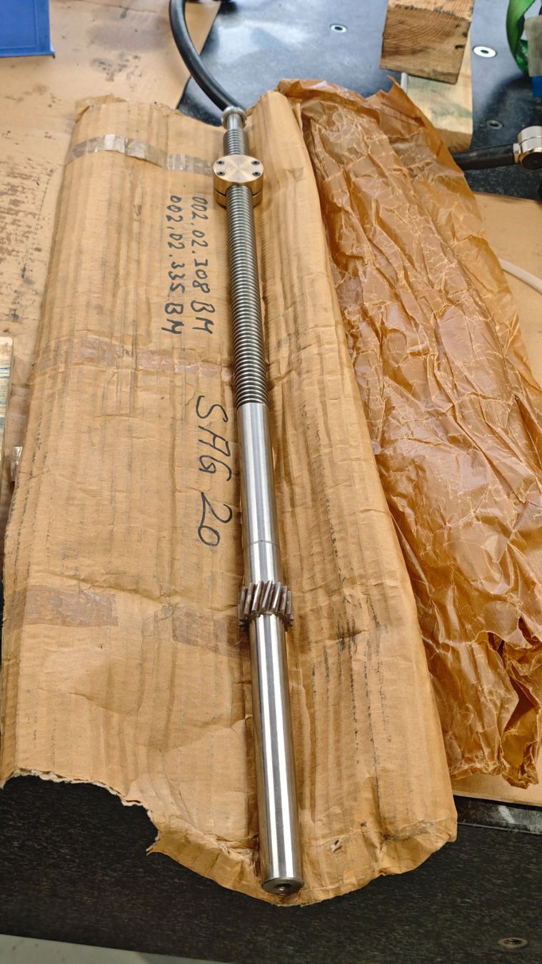 Altro per industria metallurgica: Planspindel mit Mutter zu Graziano SAG 20 – Usato da Ried-Muotathal venduto da RiCa6442